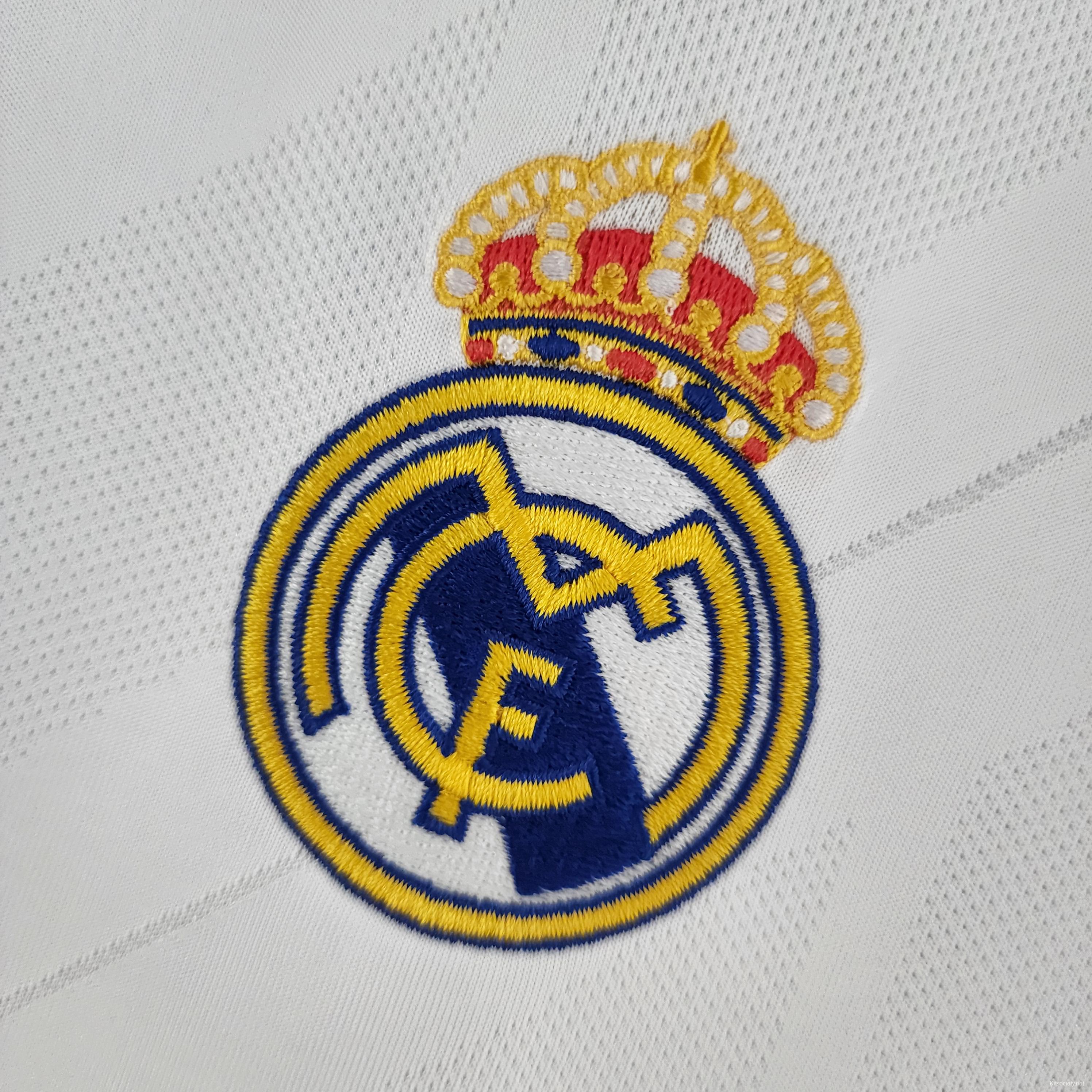 Real Madrid 17/18 Retro Home Jersey - Zorrojersey- Professional Custom  Soccer Jersey Online Store