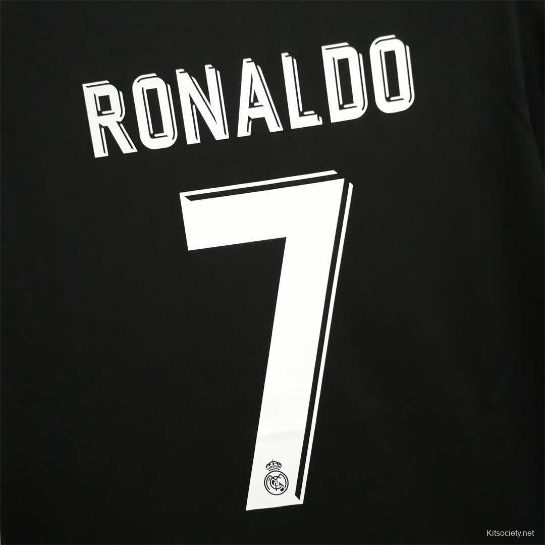 RONALDO #7 Real Madrid Jersey 2017/18 Home Retro - Long Sleeve