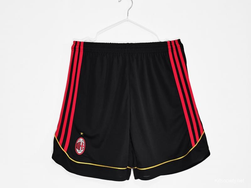 2006-07 AC Milan Home Retro Jersey