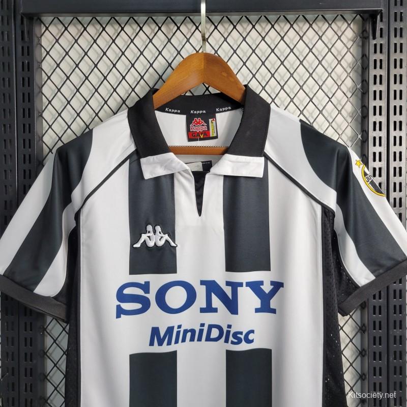 Juventus 1997/1998 Home Kit Retrò Short-Sleeve – Old School Jersey