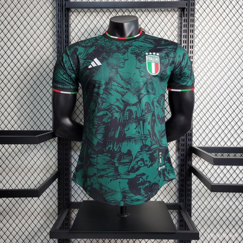 Why is the new Italian National team kit green?